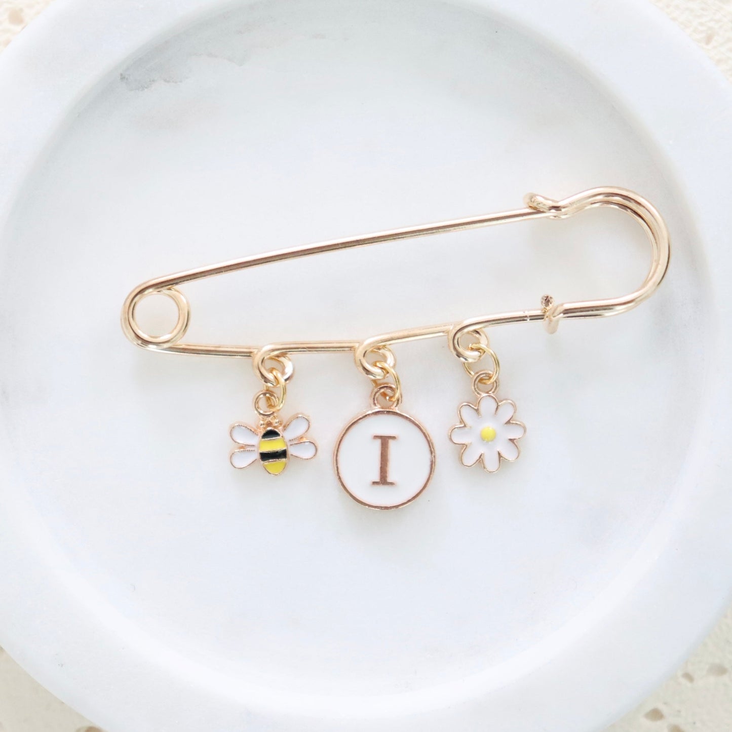 GOLD KEEPSAKE PIN I LITTLE BUZZING BEE